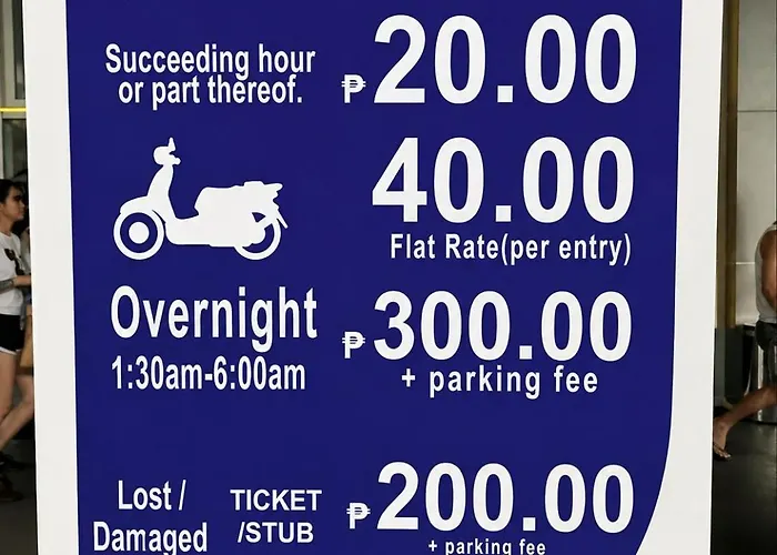 Wifi, Mini Karaoke, Pool, Near Bgc & Naia Apartment *